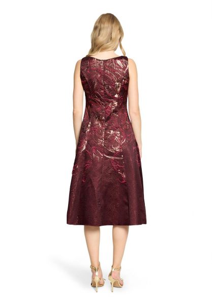 Vera Mont mouwloze jurk  52234084-4828 4
