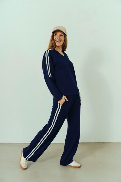 free/quent sweater  207445-navy blazer 3