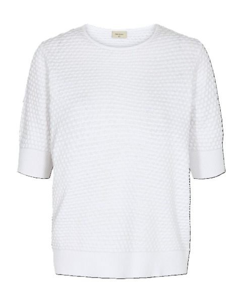 Freequent top  126810-star offwhite 2