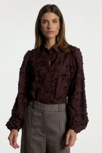 Aaiko blouse  LIEN BEADS CO 522-191619