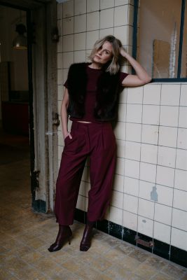 Aimee the Label gilet IslaW6 Fake Fur wais-burgundy 2