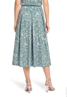 Vera Mont rok 37074038-8818 2