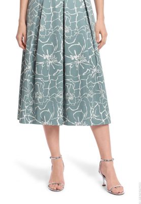 Vera Mont rok 37074038-8818 5