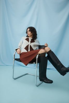 Vila vest  14111310-177853001 3