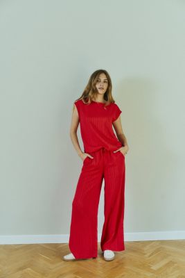 Freequent top 207685-true red 8