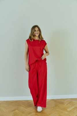 Freequent top 207685-true red 12