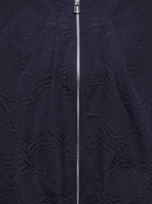 Only jas  15356774-194962